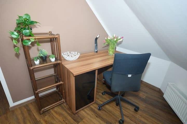 Prenájom bytu 3-izbový 80 m², Hohenmölsen, Sasko-Anhaltsko Prenájom bytu 3-izbový 80 m², Hohenmölsen, Sasko-Anhaltsko