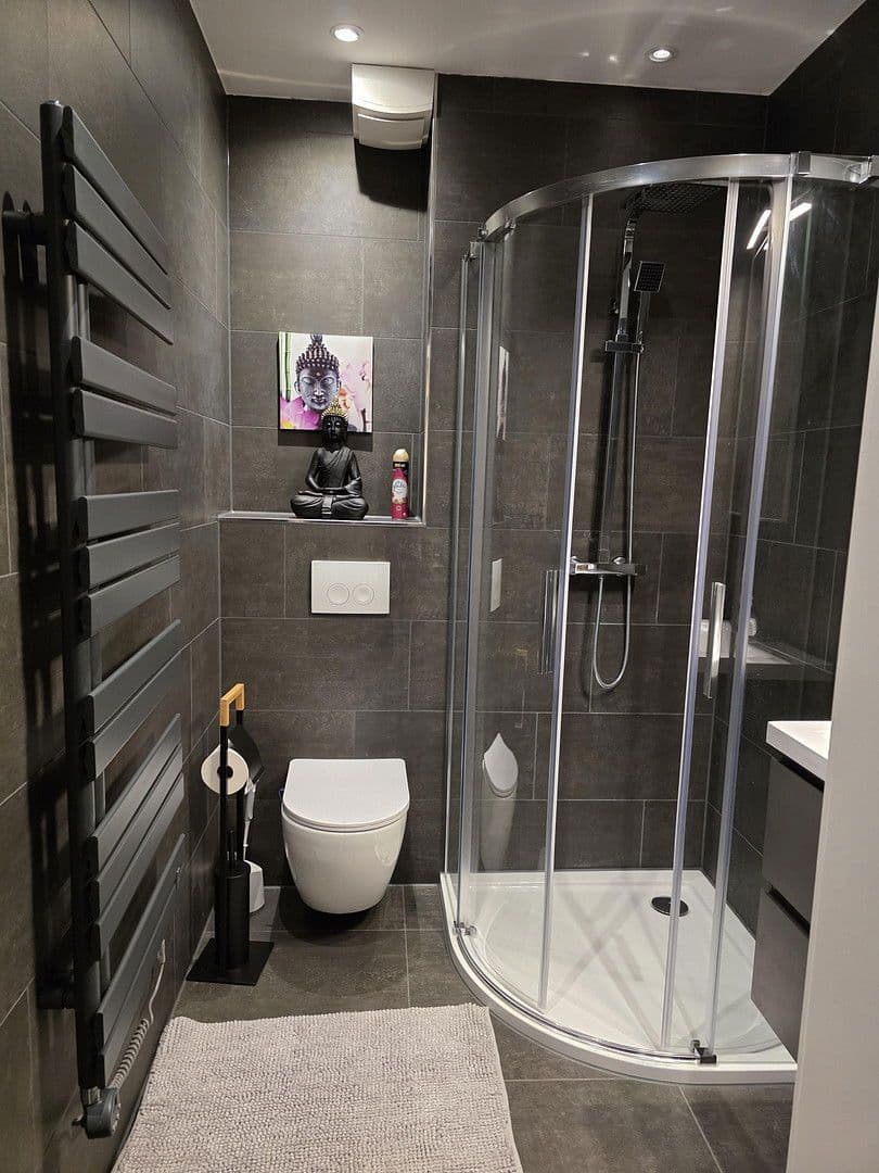 Prenájom bytu 3-izbový 80 m², Hohenmölsen, Sasko-Anhaltsko Prenájom bytu 3-izbový 80 m², Hohenmölsen, Sasko-Anhaltsko