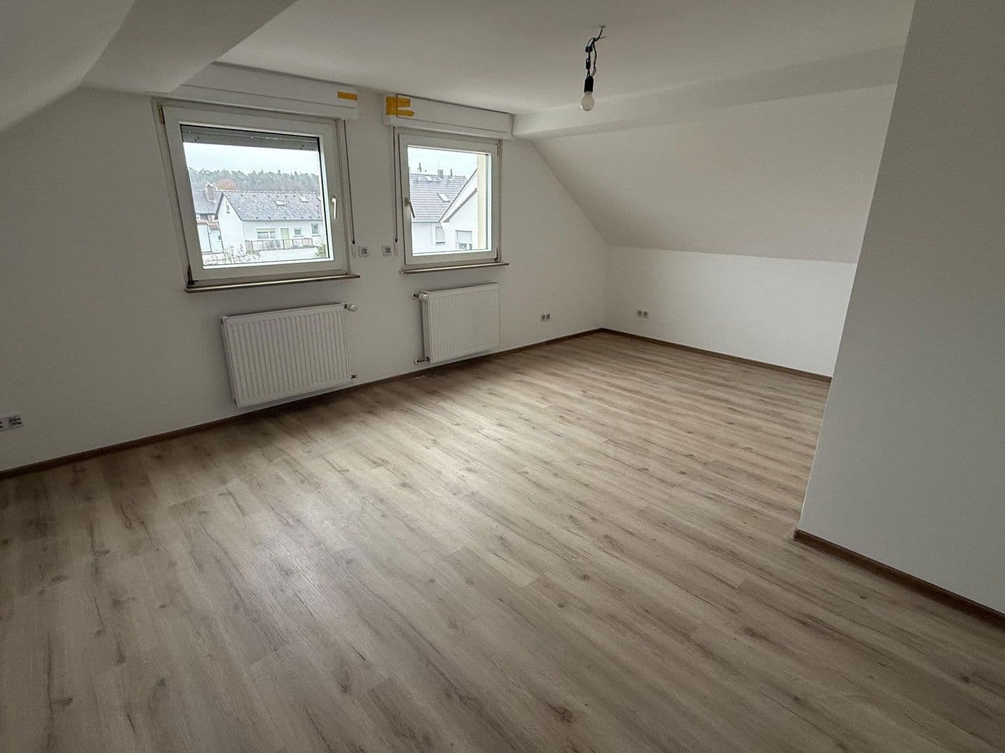 Prenájom bytu 2-izbový 53 m², Konrad Adenauer Str. 3, Mühlheim am Main, Hesensko Prenájom bytu 2-izbový 53 m², Konrad Adenauer Str. 3, Mühlheim am Main, Hesensko