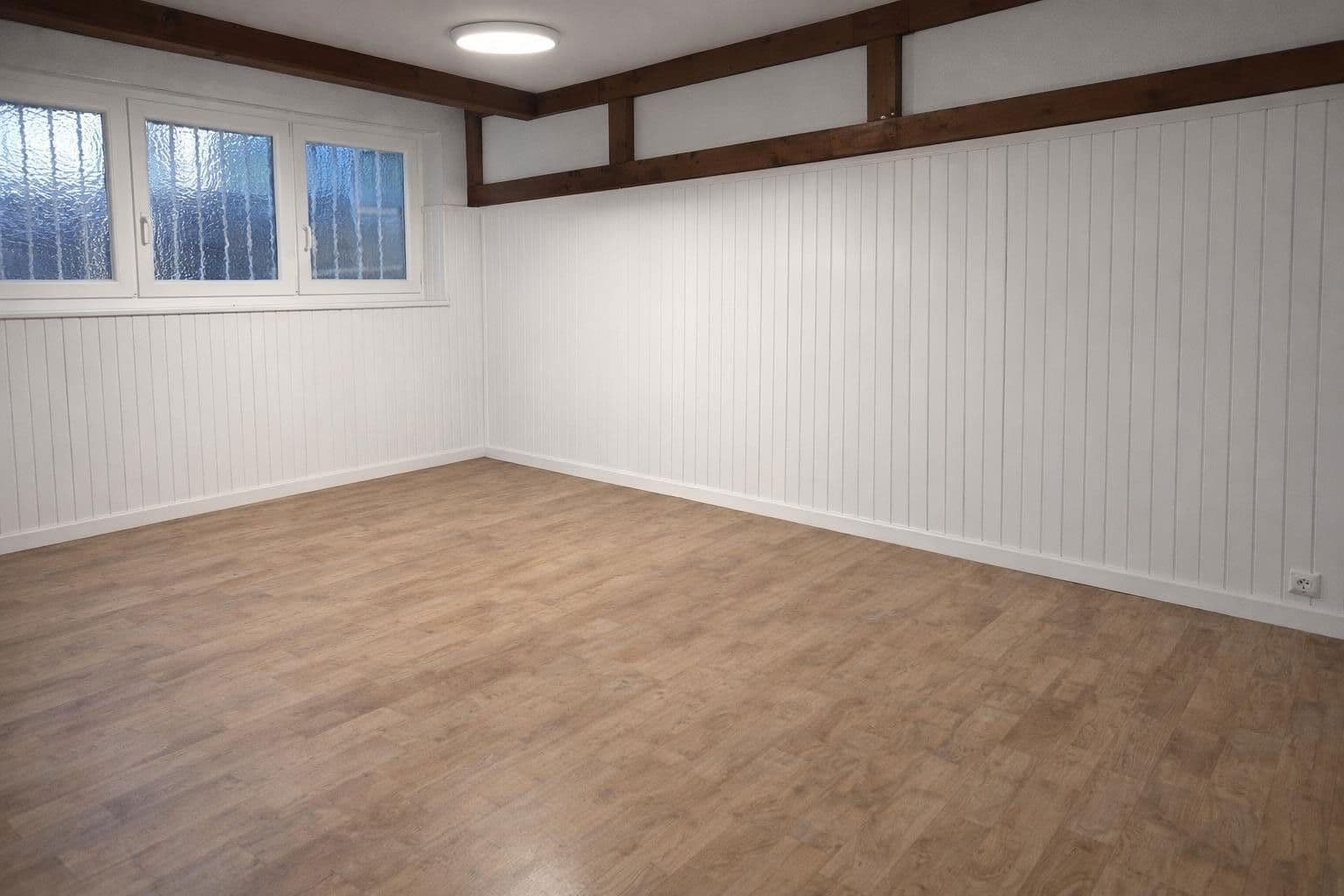 Prenájom nebytového priestoru 30 m², Köln, Severné Porýnie - Westfálsko Prenájom nebytového priestoru 30 m², Köln, Severné Porýnie - Westfálsko