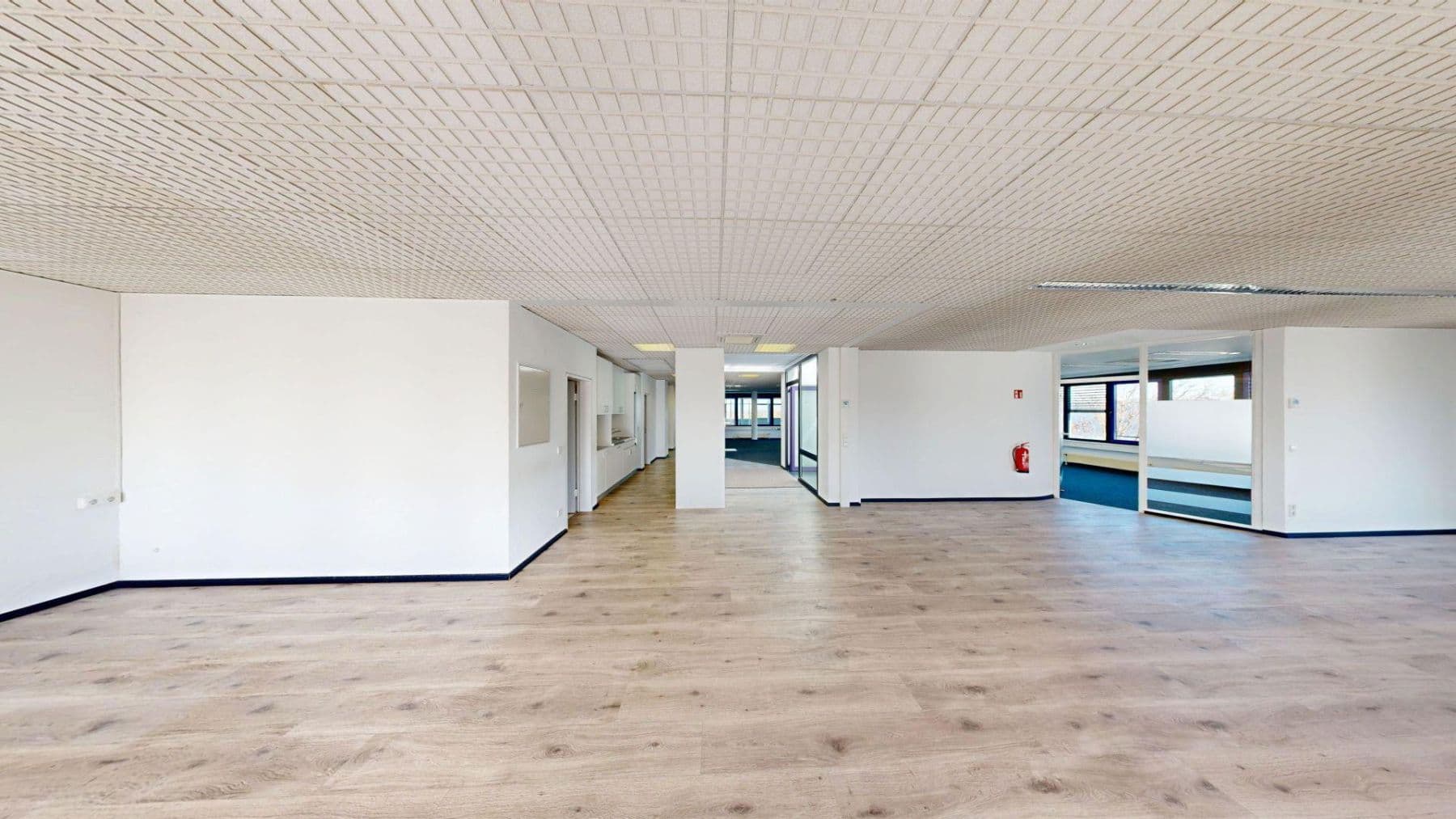 Prenájom kancelárie 395 m², Berblingerstraße 12, Ditzingen, Bádensko-Wurttembersko Prenájom kancelárie 395 m², Berblingerstraße 12, Ditzingen, Bádensko-Wurttembersko