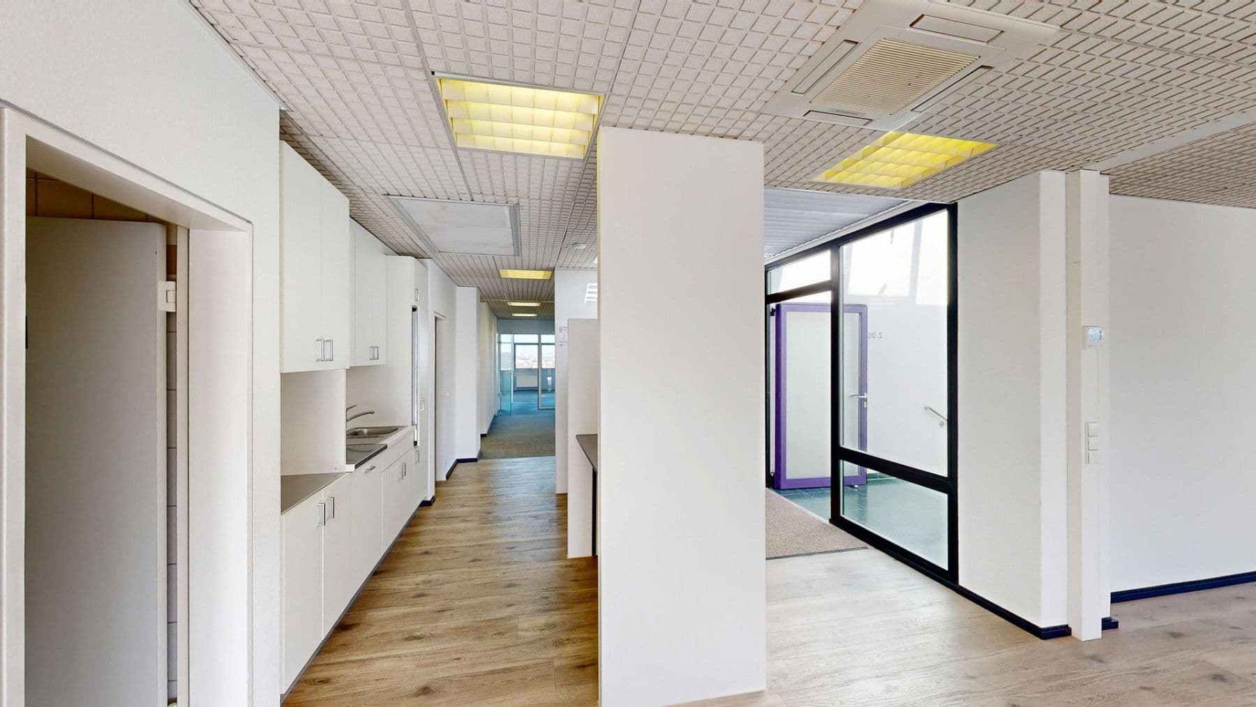 Prenájom kancelárie 395 m², Berblingerstraße 12, Ditzingen, Bádensko-Wurttembersko Prenájom kancelárie 395 m², Berblingerstraße 12, Ditzingen, Bádensko-Wurttembersko