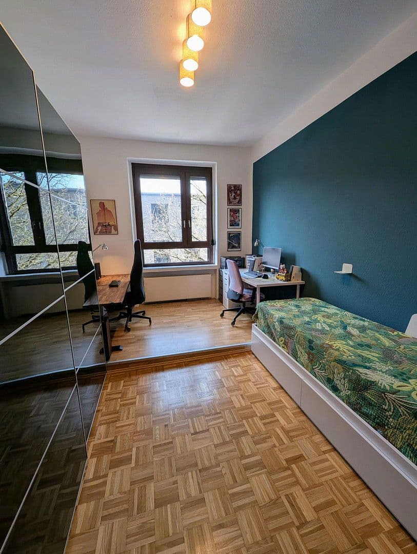Predaj bytu 4-izbový 101 m², Essen, Severné Porýnie - Westfálsko Predaj bytu 4-izbový 101 m², Essen, Severné Porýnie - Westfálsko