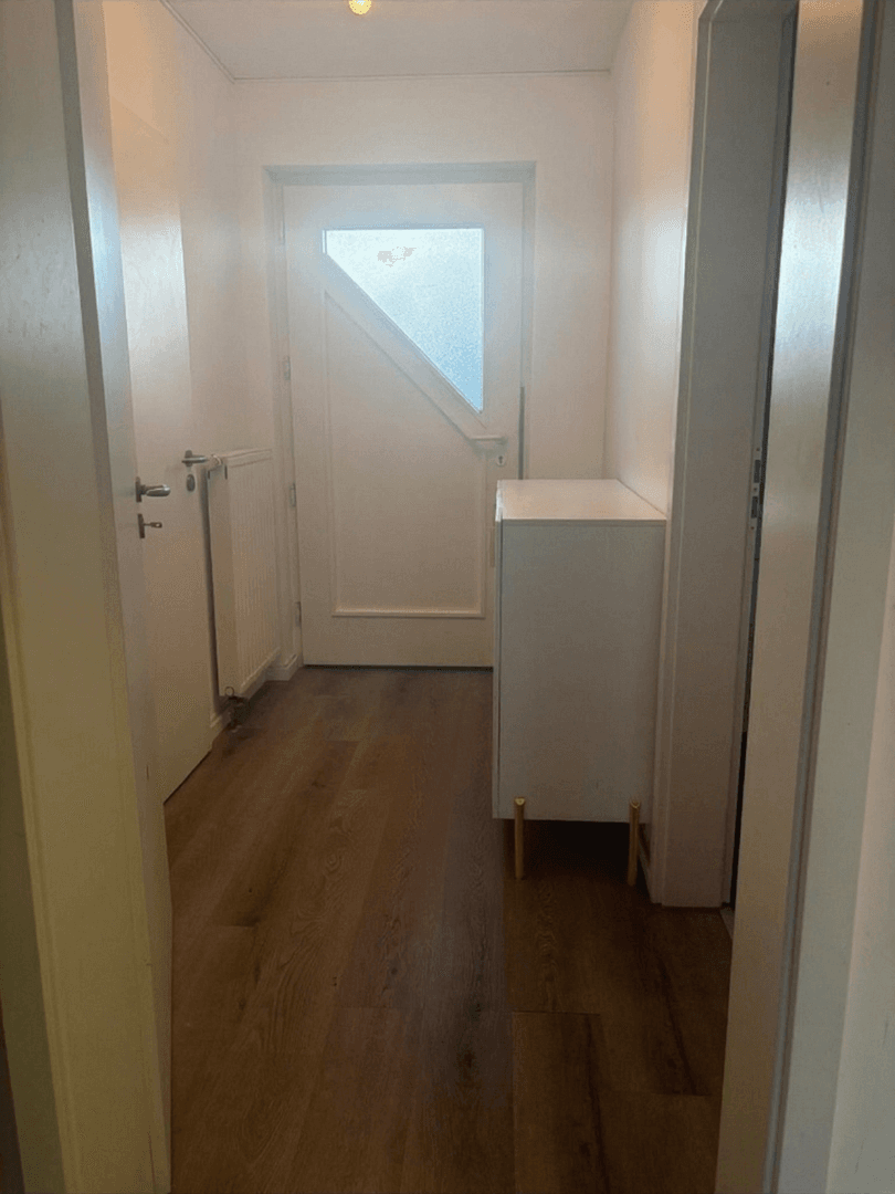 Prenájom domu 137 m², pozemek 150 m², München, Bavorsko Prenájom domu 137 m², pozemek 150 m², München, Bavorsko