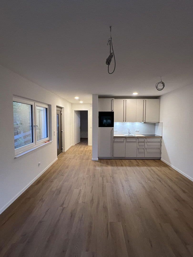 Prenájom domu 45 m², pozemek 150 m², Haigrnstraße 43, Flein, Bádensko-Wurttembersko Prenájom domu 45 m², pozemek 150 m², Haigrnstraße 43, Flein, Bádensko-Wurttembersko