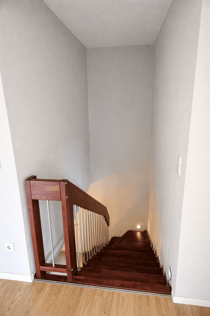 Prenájom domu 141 m², pozemek 500 m², Rosenheim, Bavorsko Prenájom domu 141 m², pozemek 500 m², Rosenheim, Bavorsko