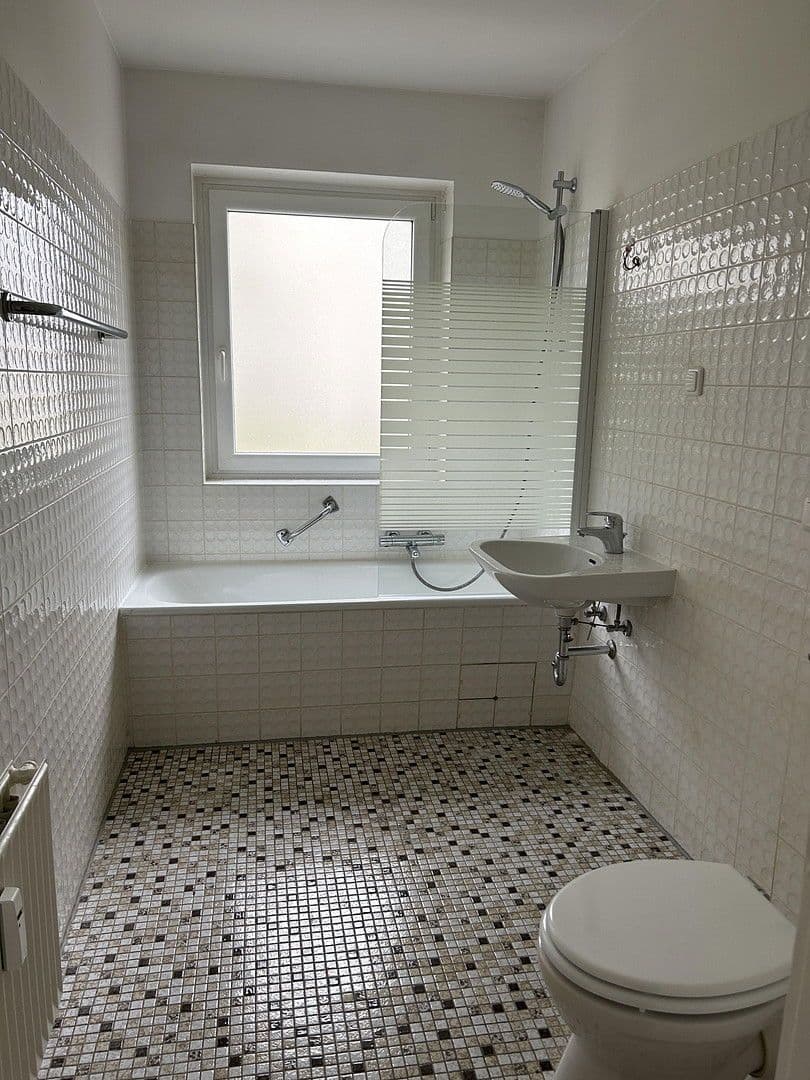 Prenájom bytu 2-izbový 72 m², Trockener Kamp 25, Hildesheim, Dolné Sasko Prenájom bytu 2-izbový 72 m², Trockener Kamp 25, Hildesheim, Dolné Sasko