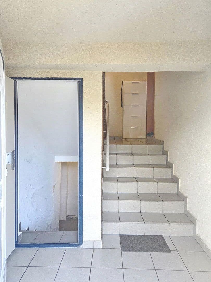 Predaj domu 3.097 m², pozemek 6.717 m², Haidelausigker Weg 2-6, Dessau-Roßlau OT Kochstedt, Sasko-Anhaltsko Predaj domu 3.097 m², pozemek 6.717 m², Haidelausigker Weg 2-6, Dessau-Roßlau OT Kochstedt, Sasko-Anhaltsko