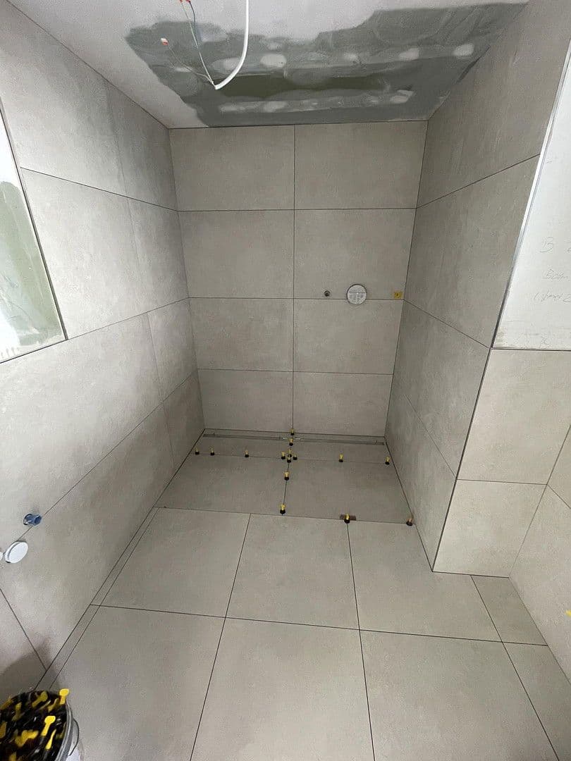 Prenájom bytu 4-izbový 190 m², Mettmann, Severné Porýnie - Westfálsko Prenájom bytu 4-izbový 190 m², Mettmann, Severné Porýnie - Westfálsko