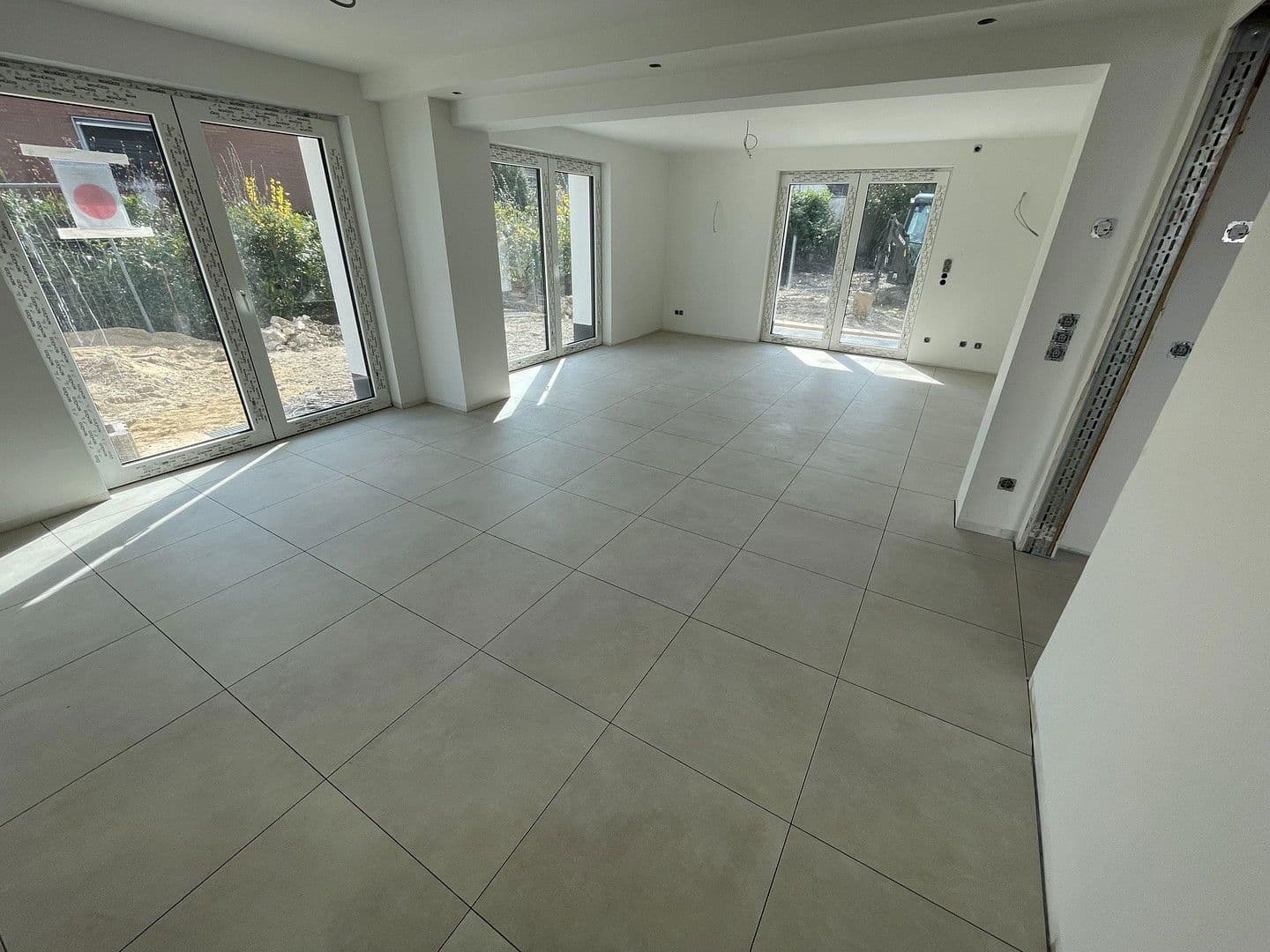 Prenájom bytu 4-izbový 190 m², Mettmann, Severné Porýnie - Westfálsko Prenájom bytu 4-izbový 190 m², Mettmann, Severné Porýnie - Westfálsko