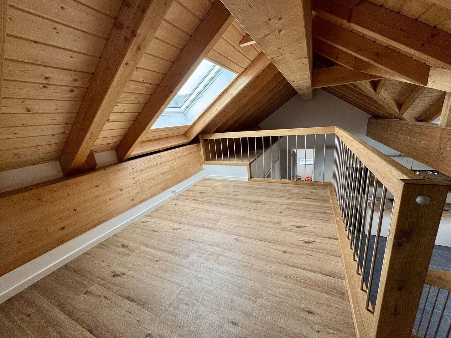 Prenájom bytu 3-izbový 70 m², Bous, Sársko Prenájom bytu 3-izbový 70 m², Bous, Sársko