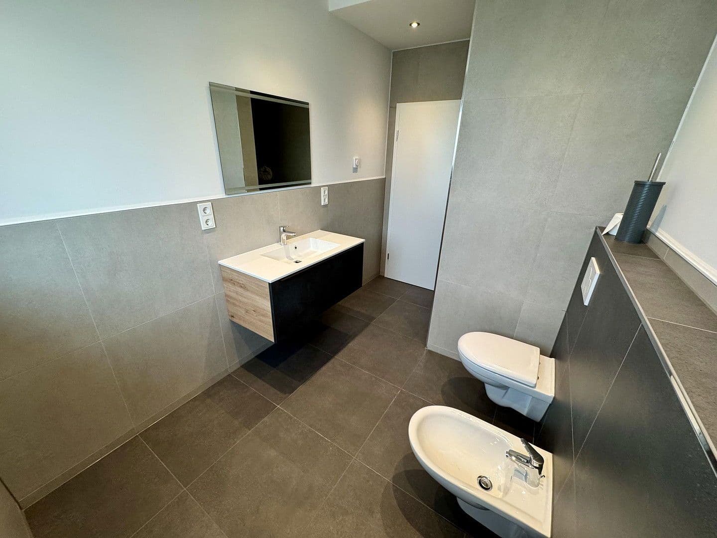 Prenájom bytu 3-izbový 70 m², Bous, Sársko Prenájom bytu 3-izbový 70 m², Bous, Sársko