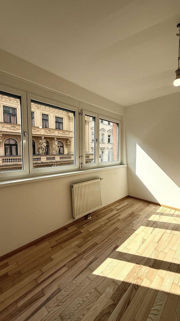 Prenájom bytu 2-izbový 40 m², Hernalser Hauptstraße 22, Wien, Viedeň Prenájom bytu 2-izbový 40 m², Hernalser Hauptstraße 22, Wien, Viedeň