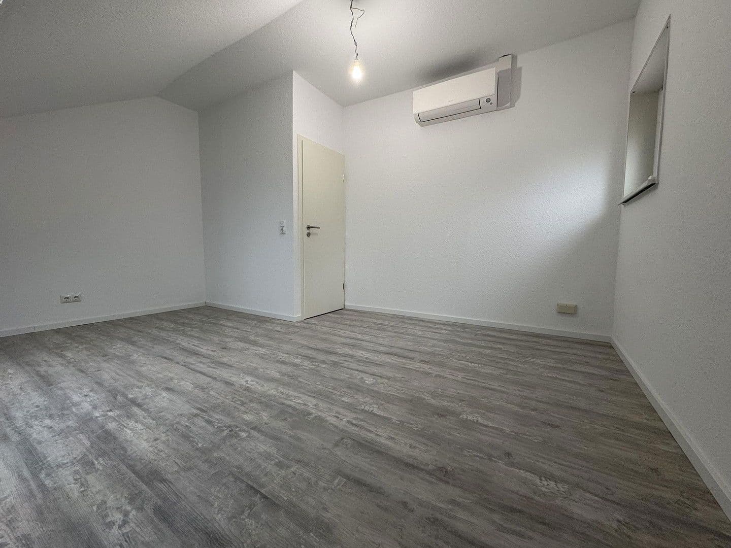 Prenájom bytu 4-izbový 86 m², Gernotstraße 6, Gernsheim, Hesensko Prenájom bytu 4-izbový 86 m², Gernotstraße 6, Gernsheim, Hesensko