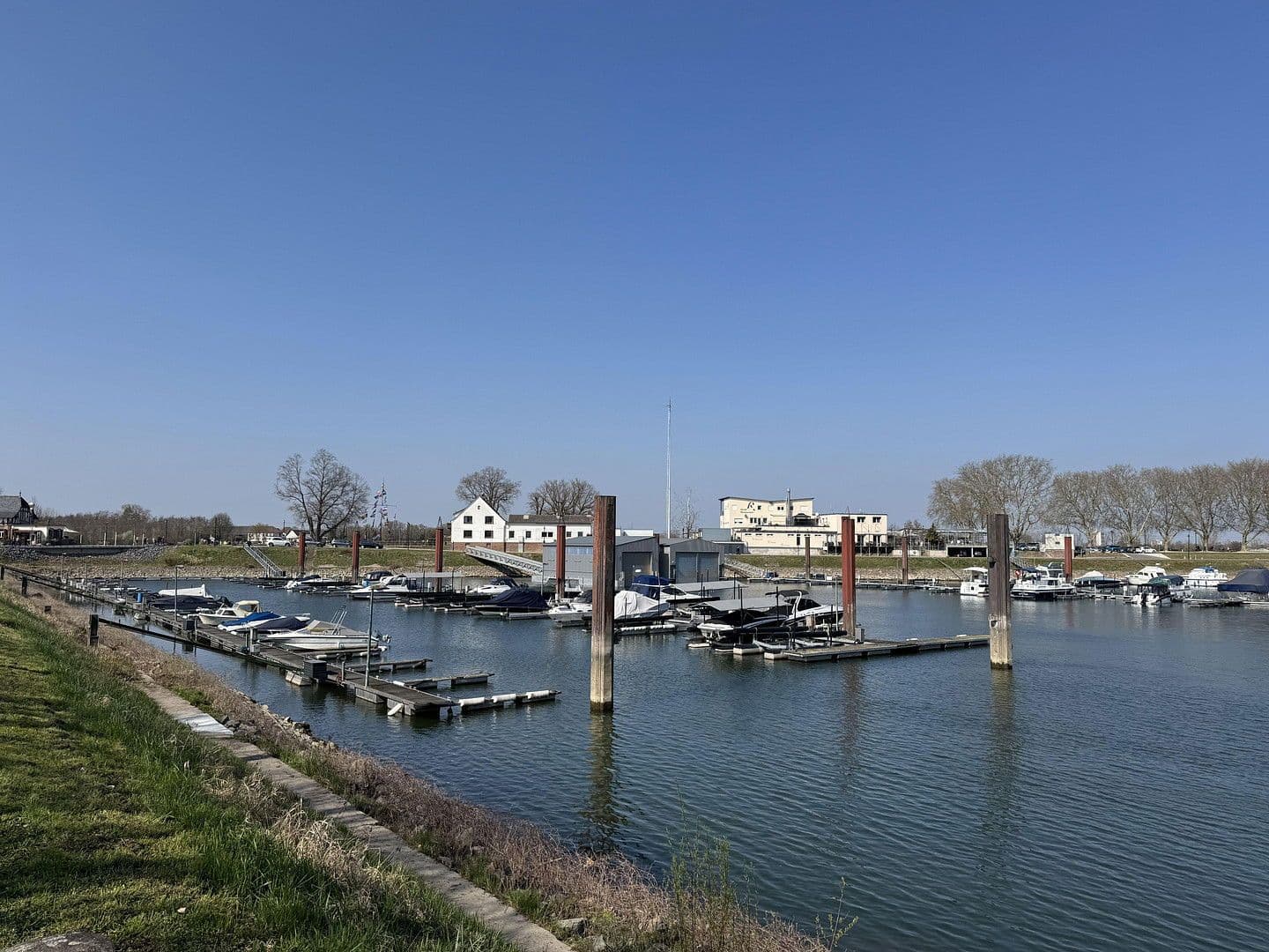 Prenájom bytu 4-izbový 86 m², Gernotstraße 6, Gernsheim, Hesensko Prenájom bytu 4-izbový 86 m², Gernotstraße 6, Gernsheim, Hesensko