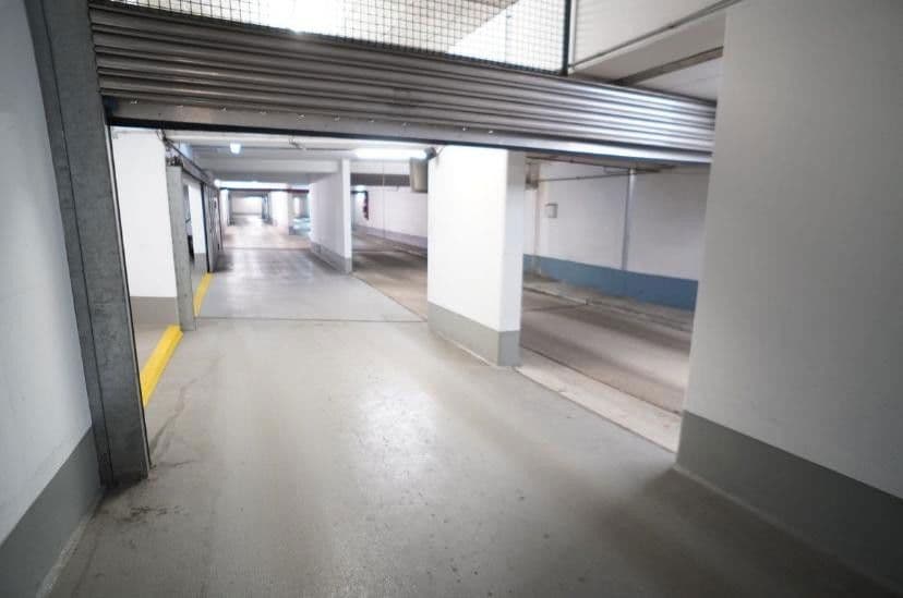 Prenájom garáže, Augsburger Str. 15, Augsburg, Bavorsko Prenájom garáže, Augsburger Str. 15, Augsburg, Bavorsko