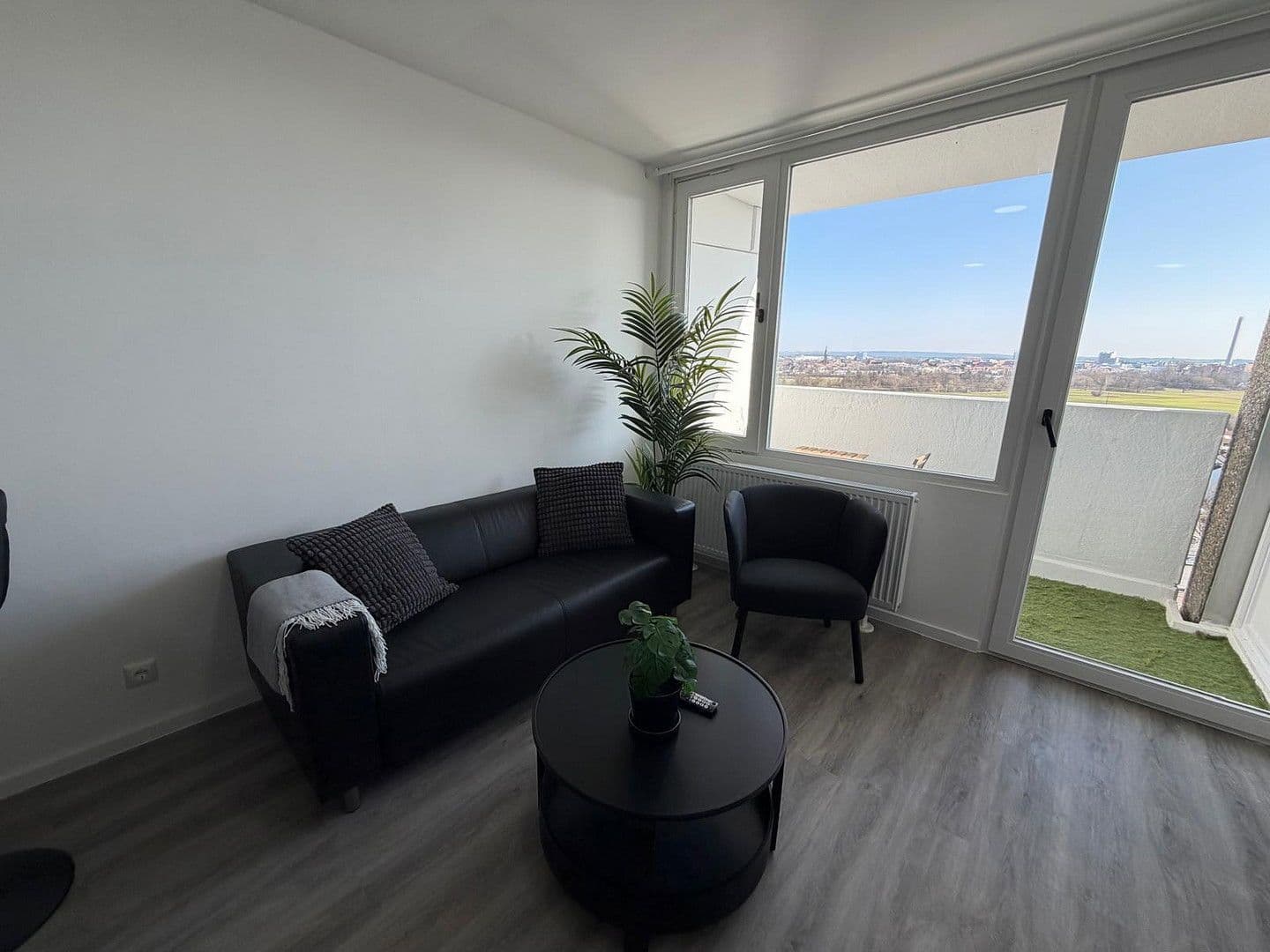 Prenájom bytu 2-izbový 55 m², St. Johann 6, Erlangen, Bavorsko Prenájom bytu 2-izbový 55 m², St. Johann 6, Erlangen, Bavorsko