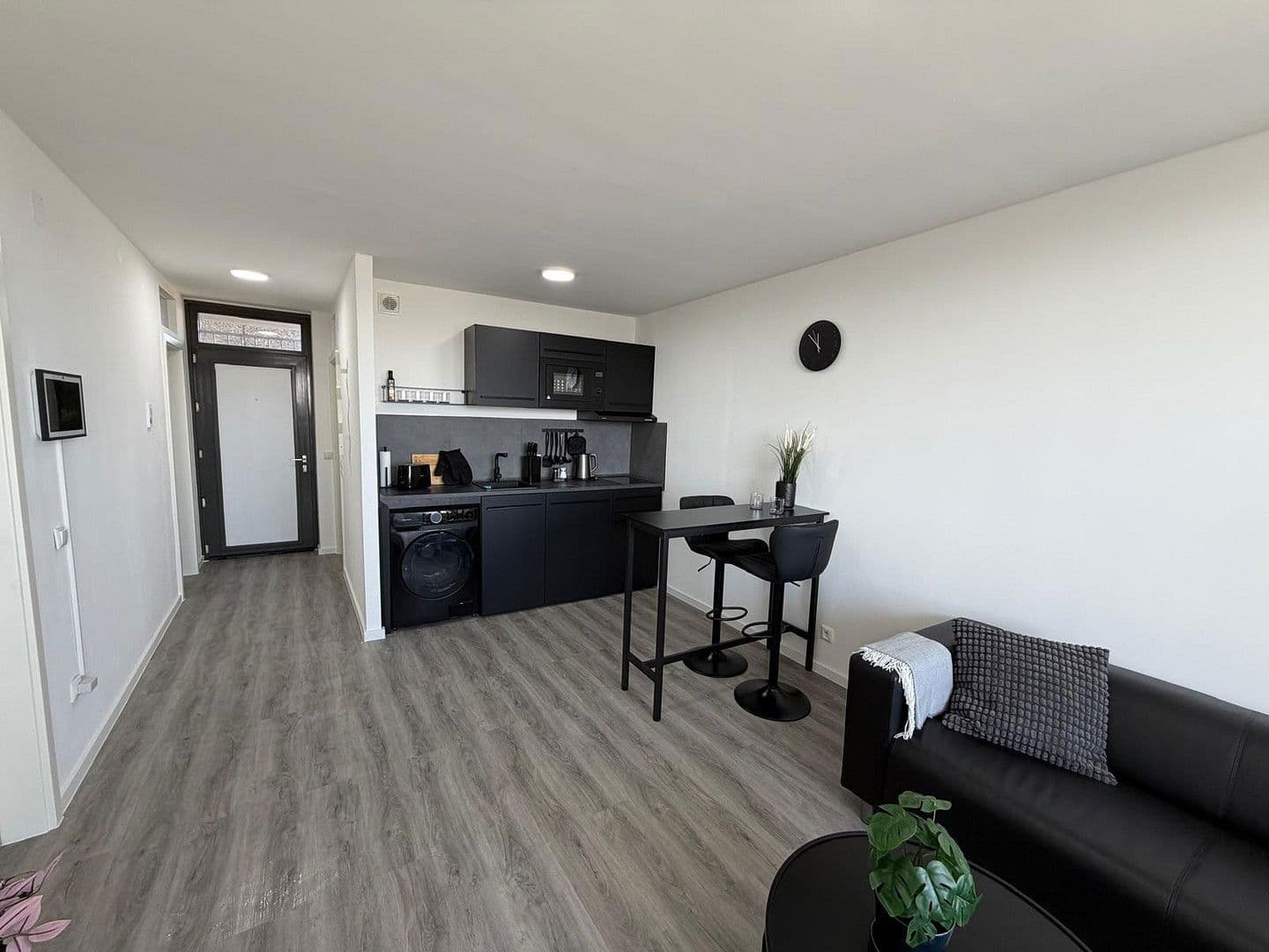 Prenájom bytu 2-izbový 55 m², St. Johann 6, Erlangen, Bavorsko Prenájom bytu 2-izbový 55 m², St. Johann 6, Erlangen, Bavorsko