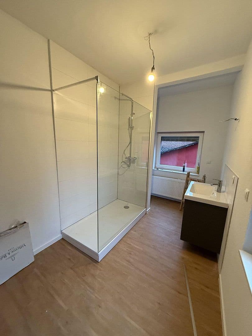 Predaj domu 450 m², pozemek 377 m², Elkenroth, Porýnie-Falcko Predaj domu 450 m², pozemek 377 m², Elkenroth, Porýnie-Falcko