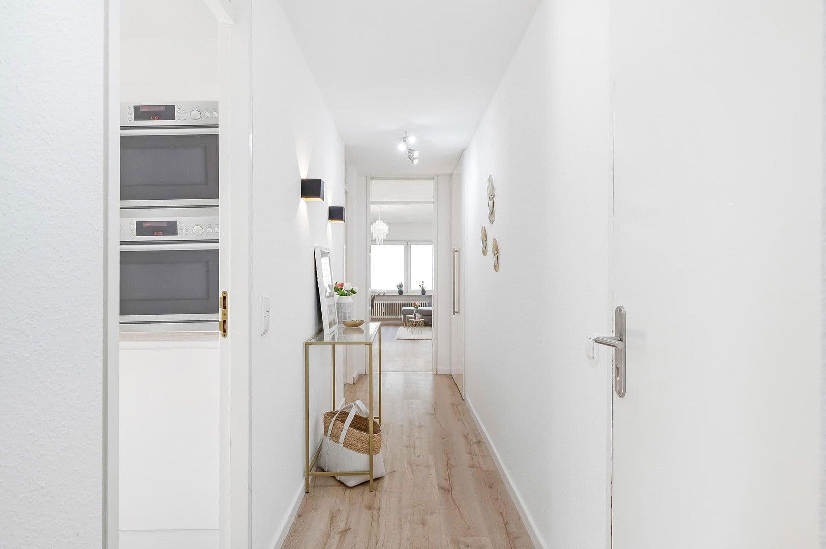 Predaj bytu 3-izbový 75 m², Augustenstrasse 108, Stuttgart, Bádensko-Wurttembersko Predaj bytu 3-izbový 75 m², Augustenstrasse 108, Stuttgart, Bádensko-Wurttembersko