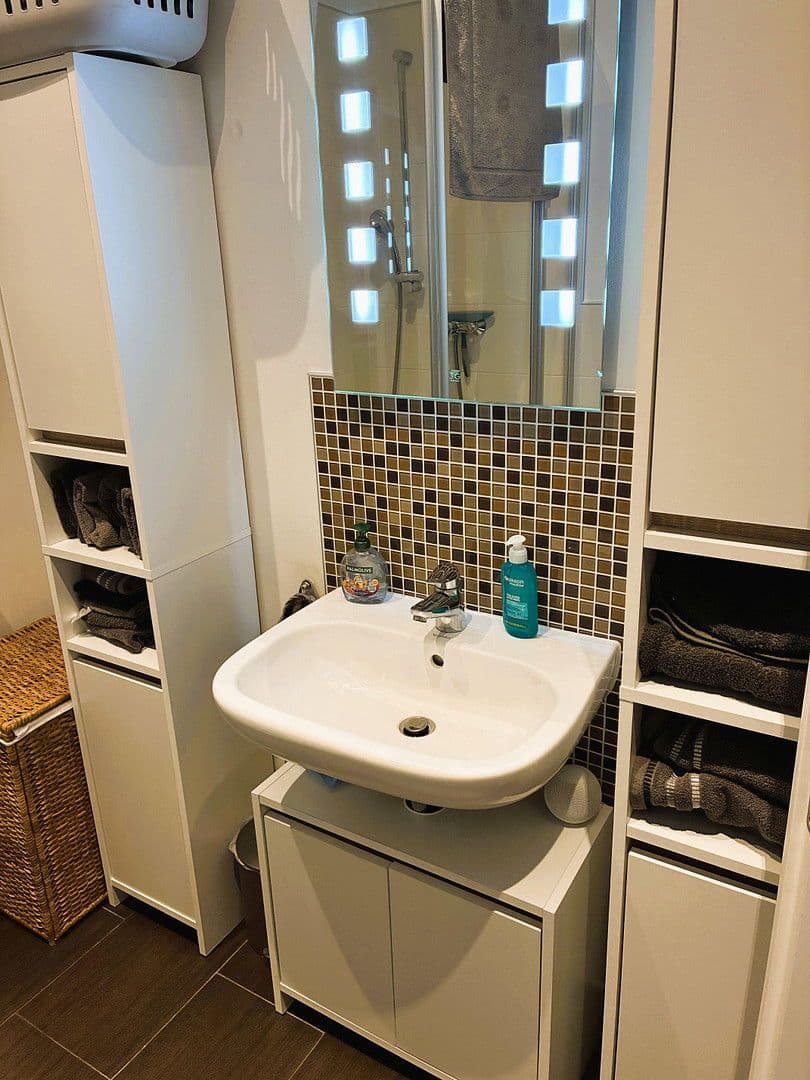 Prenájom bytu 2-izbový 50 m², Wilhelm-Raabe-Straße 8, Magdeburg, Sasko-Anhaltsko Prenájom bytu 2-izbový 50 m², Wilhelm-Raabe-Straße 8, Magdeburg, Sasko-Anhaltsko