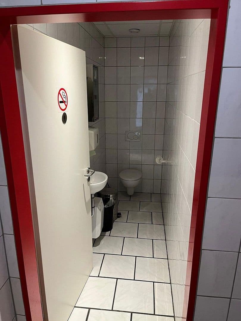 Prenájom nebytového priestoru 104 m², Bessunger Straße 4, Darmstadt, Hesensko Prenájom nebytového priestoru 104 m², Bessunger Straße 4, Darmstadt, Hesensko