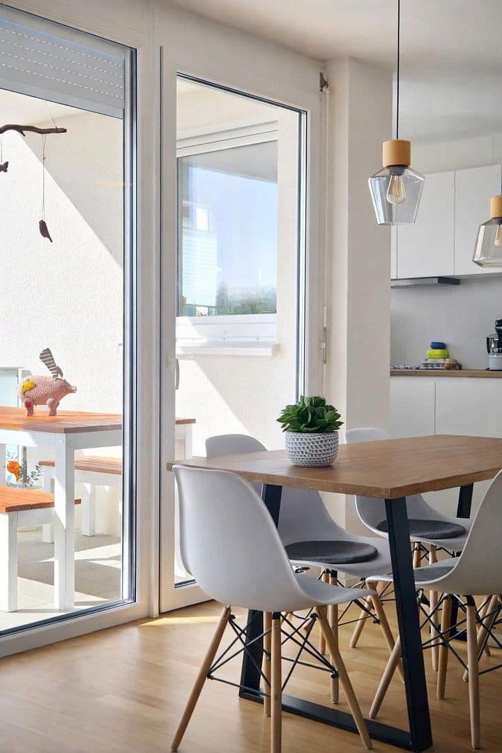 Predaj bytu 3-izbový 83 m², Holzgerlingen, Bádensko-Wurttembersko Predaj bytu 3-izbový 83 m², Holzgerlingen, Bádensko-Wurttembersko