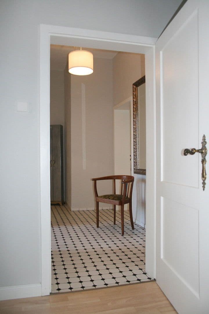 Prenájom bytu 3-izbový 73 m², Karlsbaderstrasse 15, Stuttgart, Bádensko-Wurttembersko Prenájom bytu 3-izbový 73 m², Karlsbaderstrasse 15, Stuttgart, Bádensko-Wurttembersko