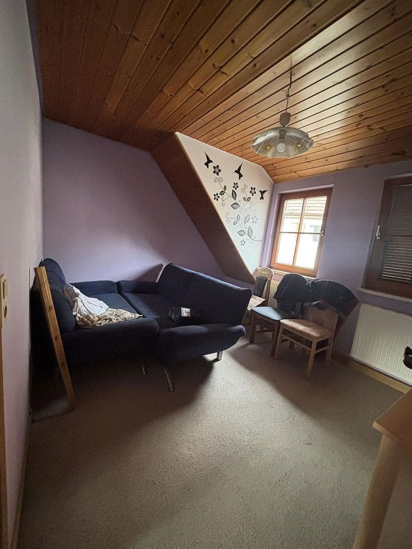 Predaj domu 170 m², pozemek 321 m², Kirchstrasse 1, Reichenbach am Heuberg, Bádensko-Wurttembersko Predaj domu 170 m², pozemek 321 m², Kirchstrasse 1, Reichenbach am Heuberg, Bádensko-Wurttembersko