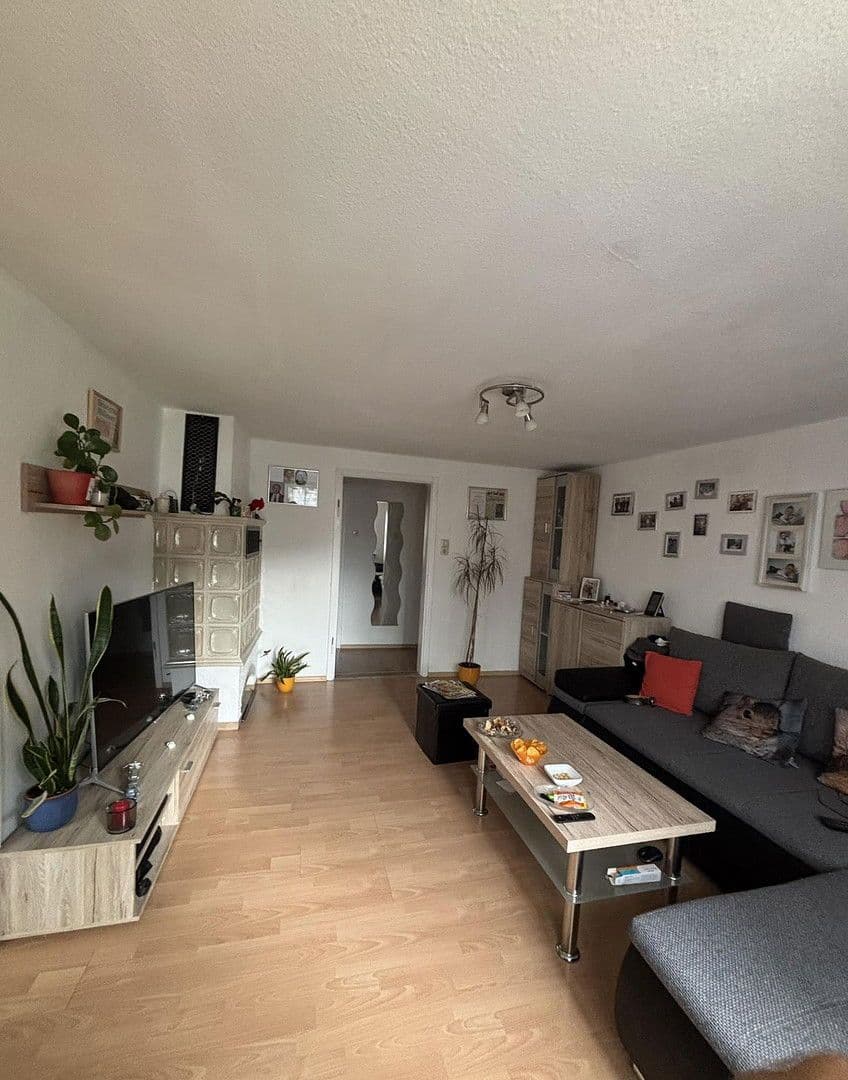 Predaj domu 170 m², pozemek 321 m², Kirchstrasse 1, Reichenbach am Heuberg, Bádensko-Wurttembersko Predaj domu 170 m², pozemek 321 m², Kirchstrasse 1, Reichenbach am Heuberg, Bádensko-Wurttembersko