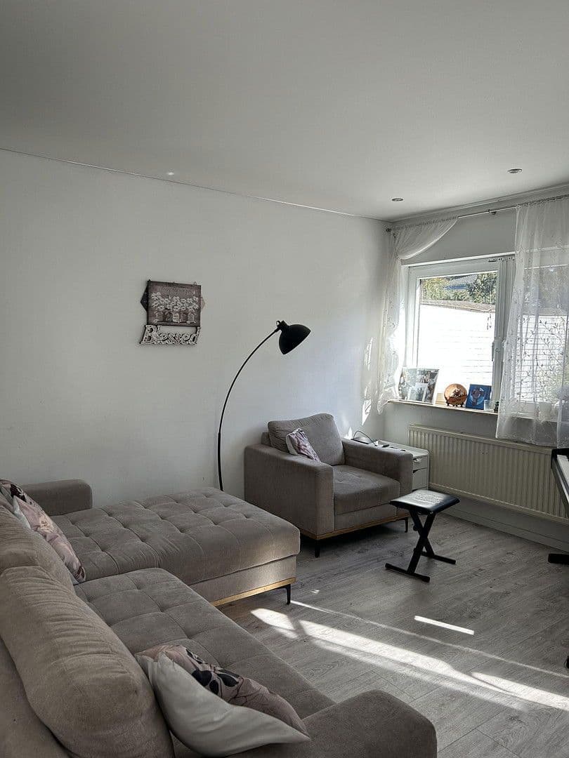 Predaj domu 128 m², pozemek 588 m², Berlin, Berlín Predaj domu 128 m², pozemek 588 m², Berlin, Berlín