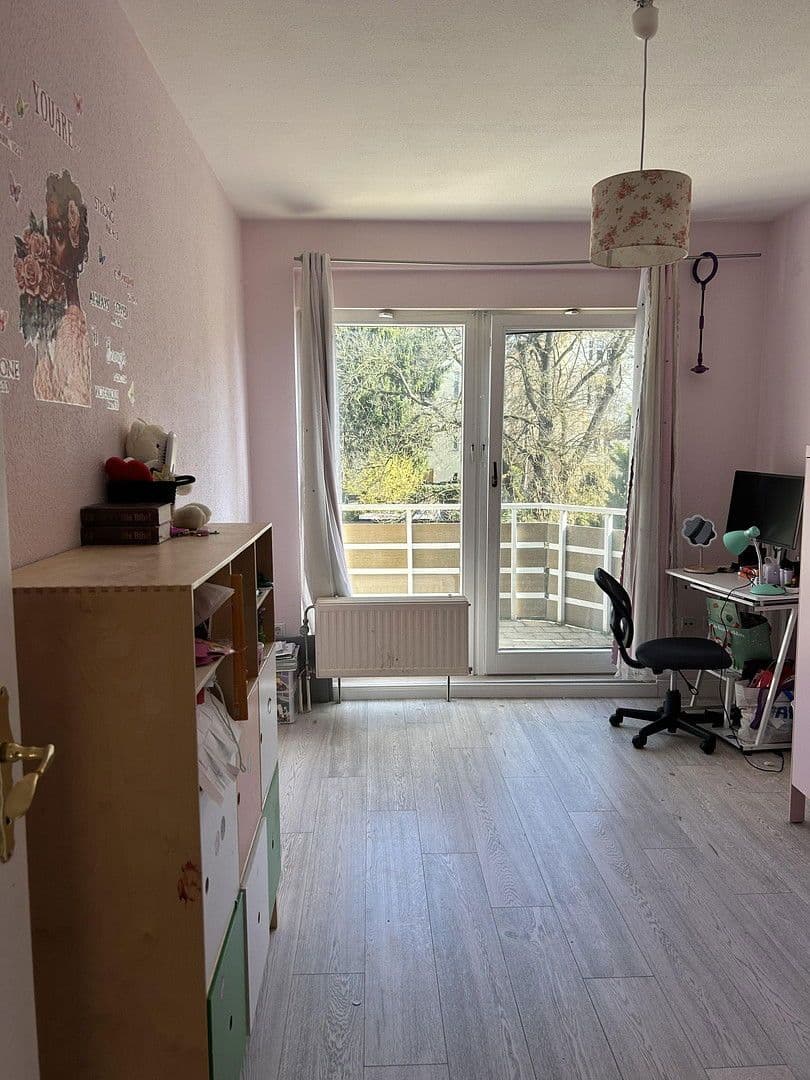 Predaj domu 128 m², pozemek 588 m², Berlin, Berlín Predaj domu 128 m², pozemek 588 m², Berlin, Berlín