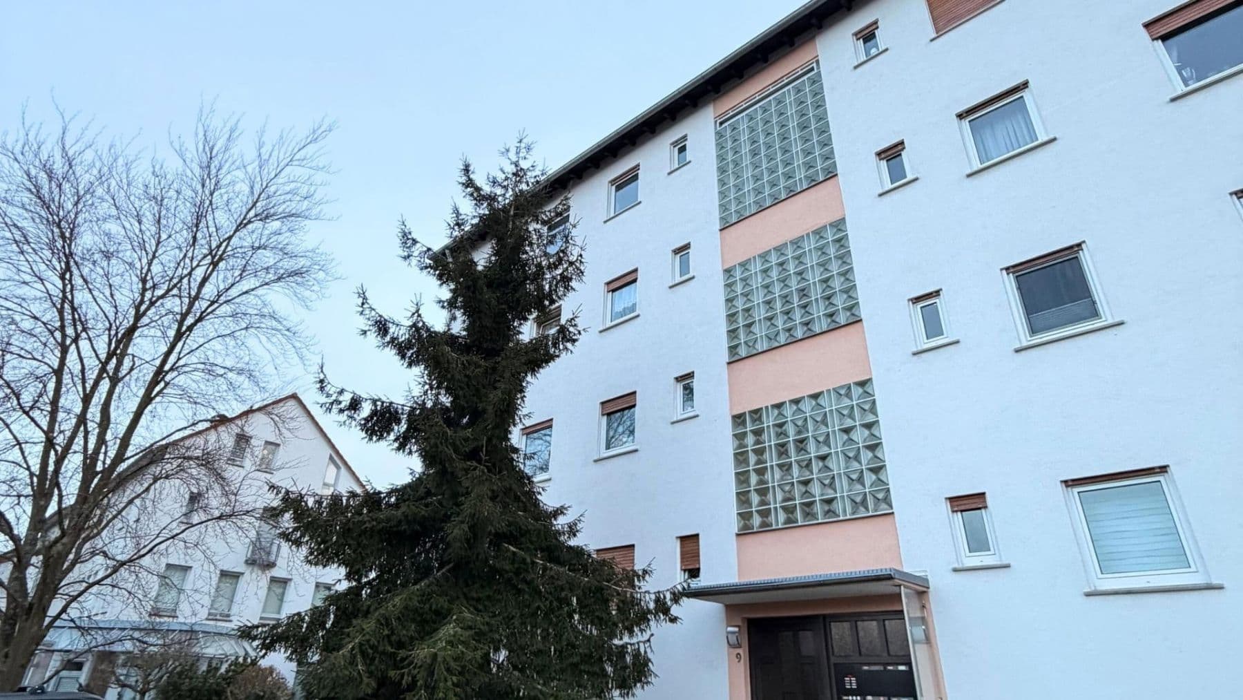 Prenájom bytu 3-izbový 81 m², Neu-Anspach, Hesensko Prenájom bytu 3-izbový 81 m², Neu-Anspach, Hesensko