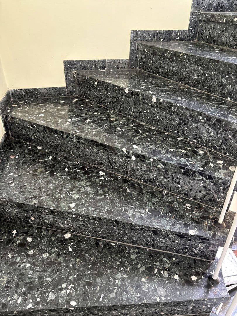 Predaj domu 310 m², pozemek 1.050 m², An der Engelsfuhr 36, Bergisch Gladbach, Severné Porýnie - Westfálsko Predaj domu 310 m², pozemek 1.050 m², An der Engelsfuhr 36, Bergisch Gladbach, Severné Porýnie - Westfálsko