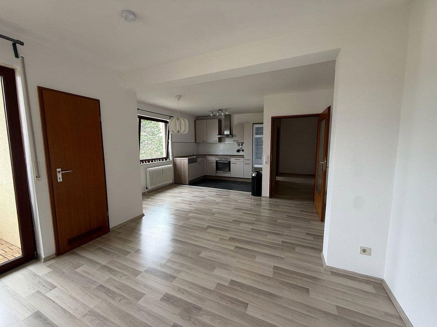 Prenájom bytu 2-izbový 51 m², Dreieichstr., Friedrichsdorf, Hesensko Prenájom bytu 2-izbový 51 m², Dreieichstr., Friedrichsdorf, Hesensko