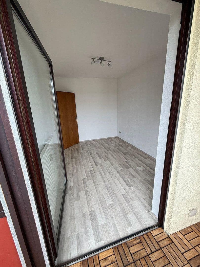 Prenájom bytu 2-izbový 51 m², Dreieichstr., Friedrichsdorf, Hesensko Prenájom bytu 2-izbový 51 m², Dreieichstr., Friedrichsdorf, Hesensko