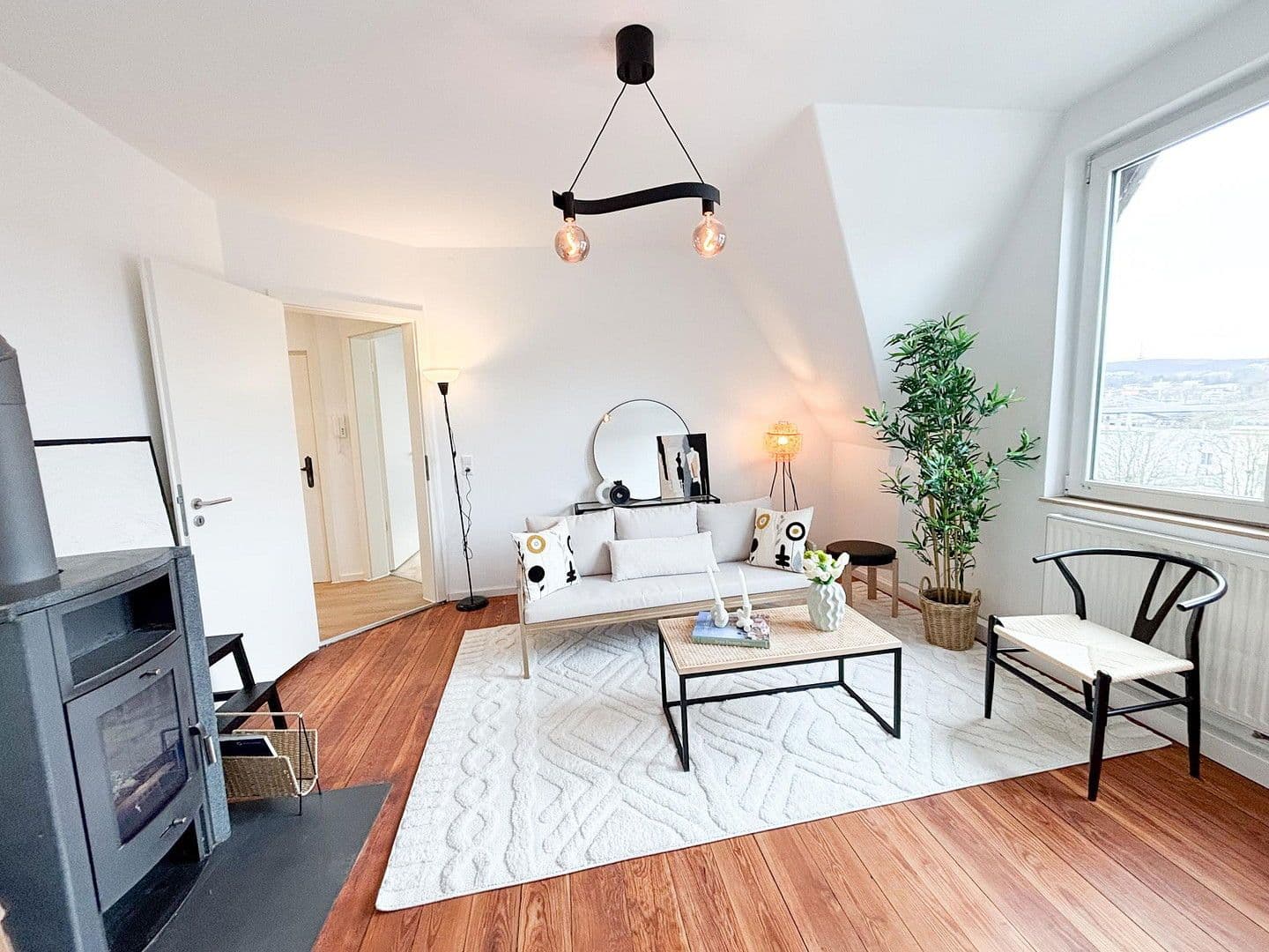 Predaj bytu 4-izbový 76 m², Pragstr., Stuttgart, Bádensko-Wurttembersko Predaj bytu 4-izbový 76 m², Pragstr., Stuttgart, Bádensko-Wurttembersko