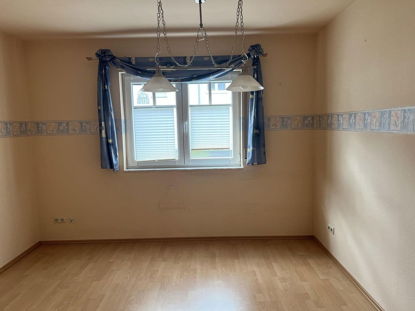 Predaj bytu 5-izbový 121 m², Mühlheim am Main, Hesensko Predaj bytu 5-izbový 121 m², Mühlheim am Main, Hesensko