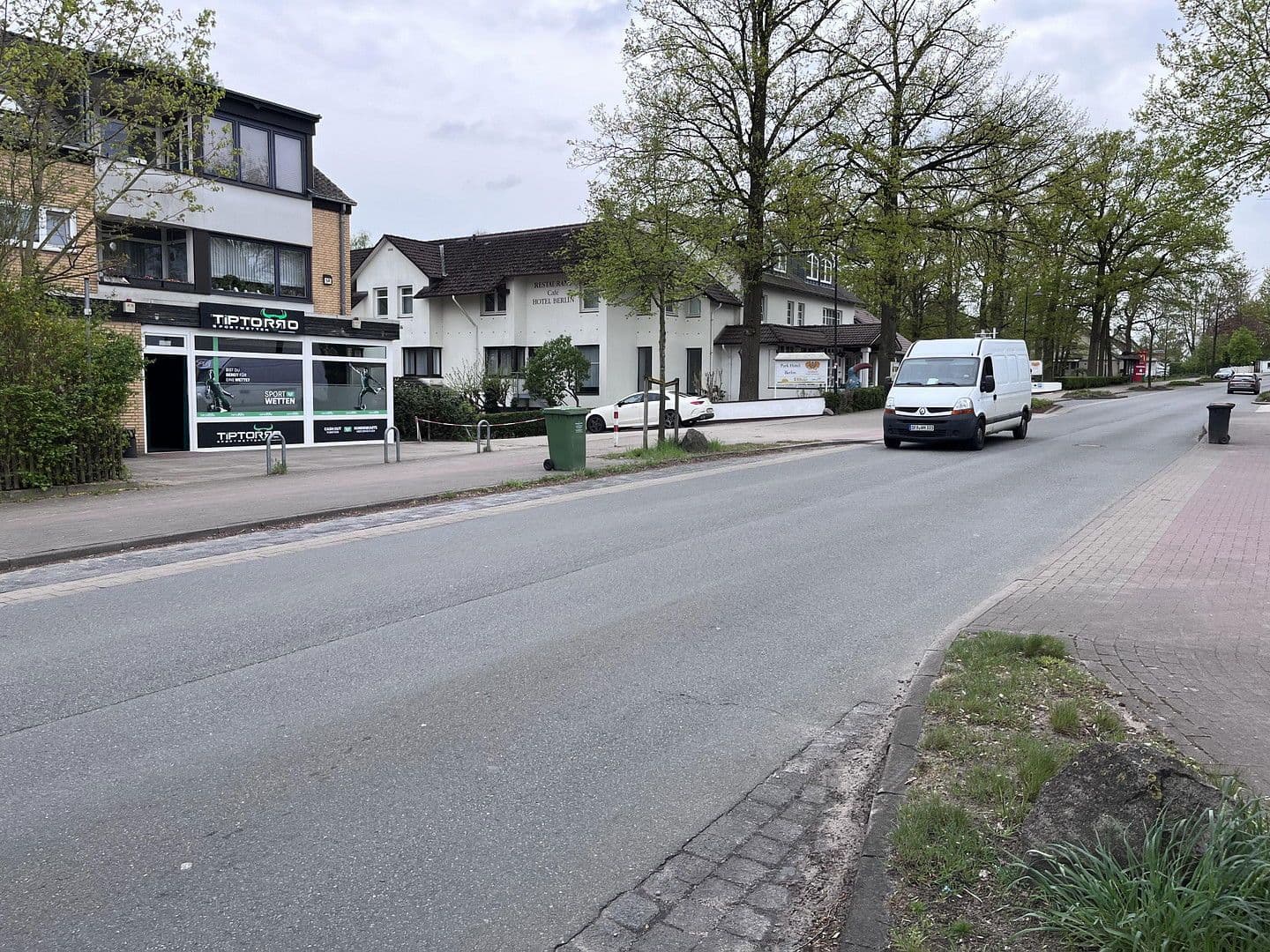 Predaj domu 760 m², pozemek 1.300 m², Düshorner str 5a, Bad Fallingbostel, Dolné Sasko Predaj domu 760 m², pozemek 1.300 m², Düshorner str 5a, Bad Fallingbostel, Dolné Sasko