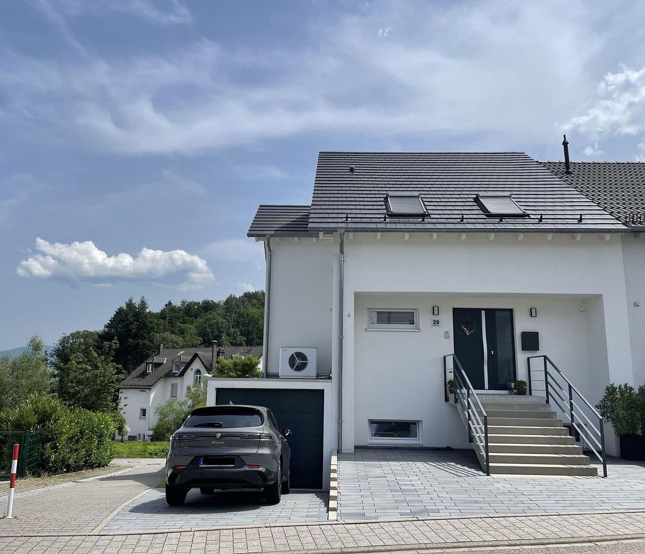 Predaj domu 232 m², pozemek 327 m², Baden-Baden, Bádensko-Wurttembersko Predaj domu 232 m², pozemek 327 m², Baden-Baden, Bádensko-Wurttembersko