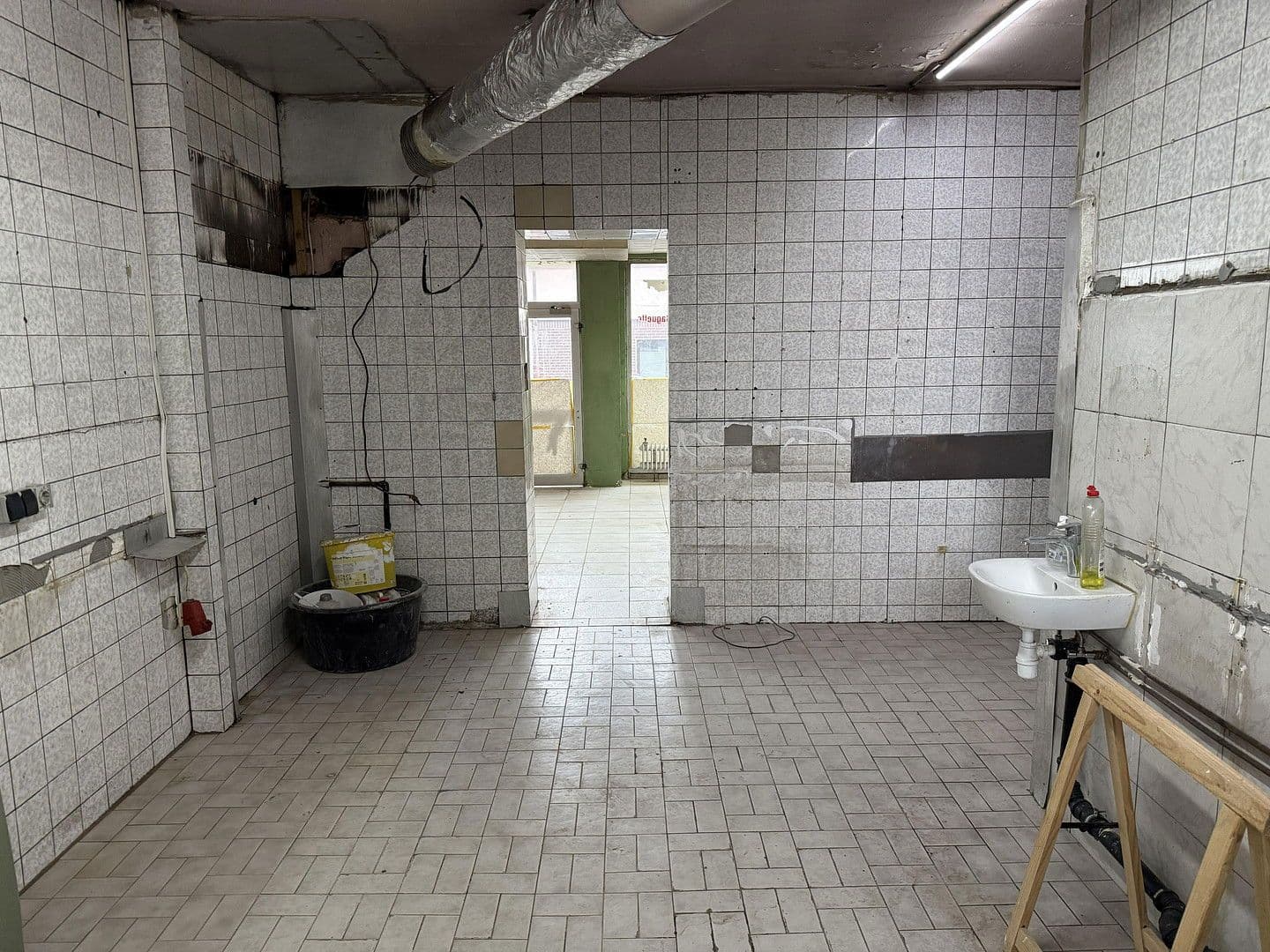 Prenájom nebytového priestoru 75 m², Steeler Straße 501, Essen, Severné Porýnie - Westfálsko Prenájom nebytového priestoru 75 m², Steeler Straße 501, Essen, Severné Porýnie - Westfálsko