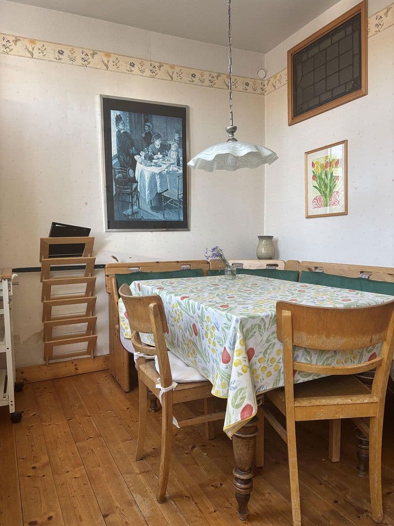 Predaj domu 225 m², pozemek 1.338 m², Kalbach, Hesensko Predaj domu 225 m², pozemek 1.338 m², Kalbach, Hesensko