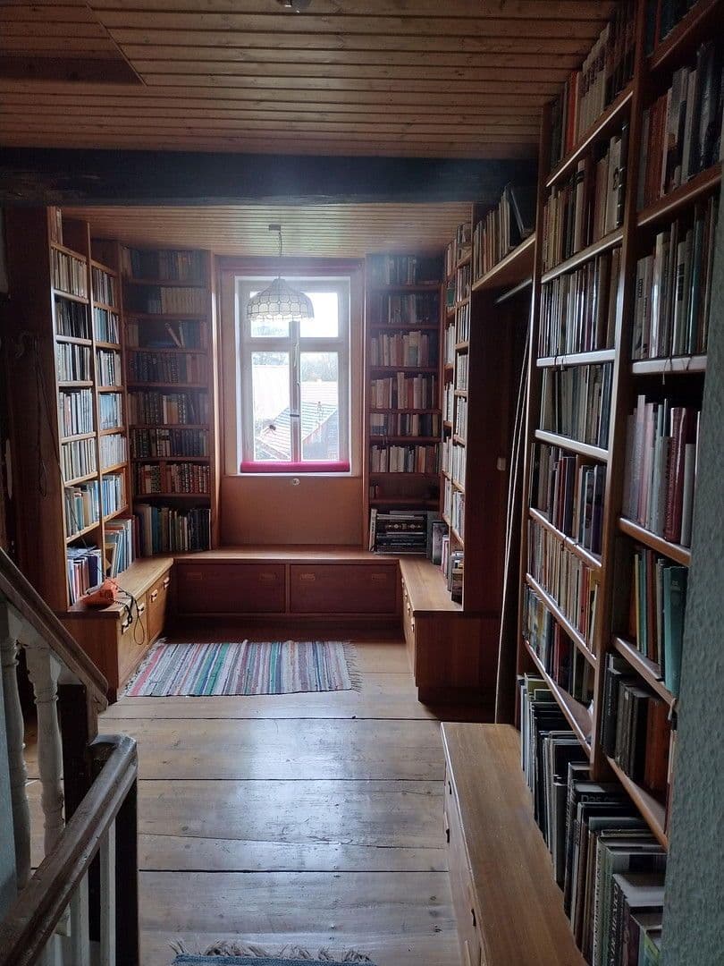 Predaj domu 225 m², pozemek 1.338 m², Kalbach, Hesensko Predaj domu 225 m², pozemek 1.338 m², Kalbach, Hesensko