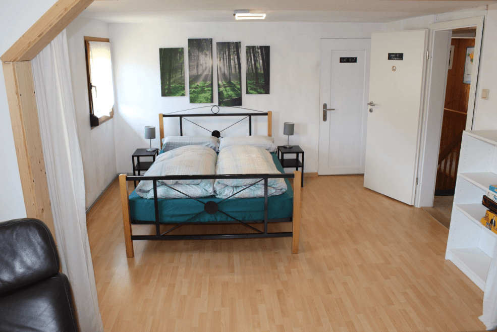 Predaj domu 186 m², pozemek 12.000 m², Gütenbach, Bádensko-Wurttembersko Predaj domu 186 m², pozemek 12.000 m², Gütenbach, Bádensko-Wurttembersko