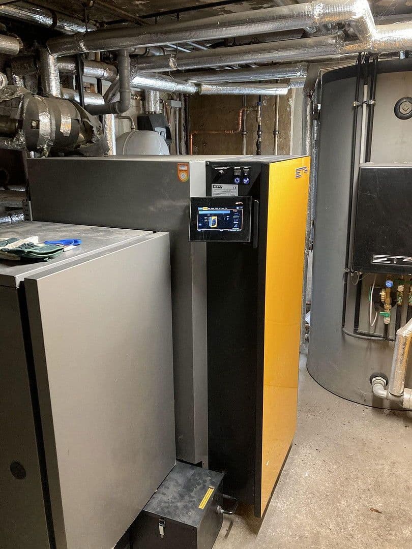 Predaj domu 186 m², pozemek 12.000 m², Gütenbach, Bádensko-Wurttembersko Predaj domu 186 m², pozemek 12.000 m², Gütenbach, Bádensko-Wurttembersko