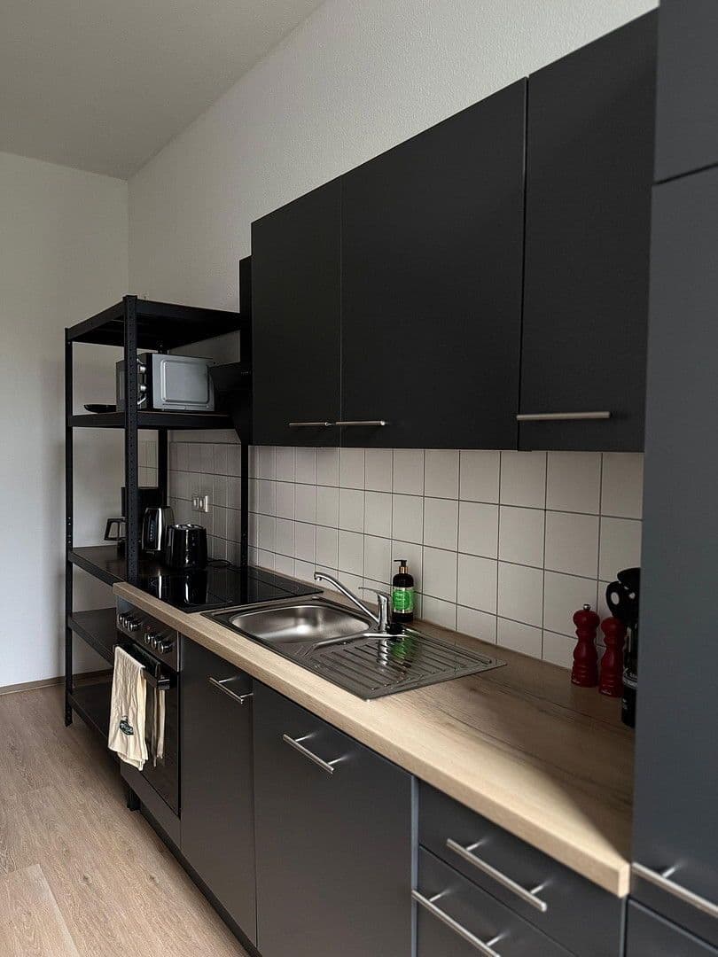 Prenájom bytu 3-izbový 92 m², Zwingerstraße 18, Halle, Sasko-Anhaltsko Prenájom bytu 3-izbový 92 m², Zwingerstraße 18, Halle, Sasko-Anhaltsko