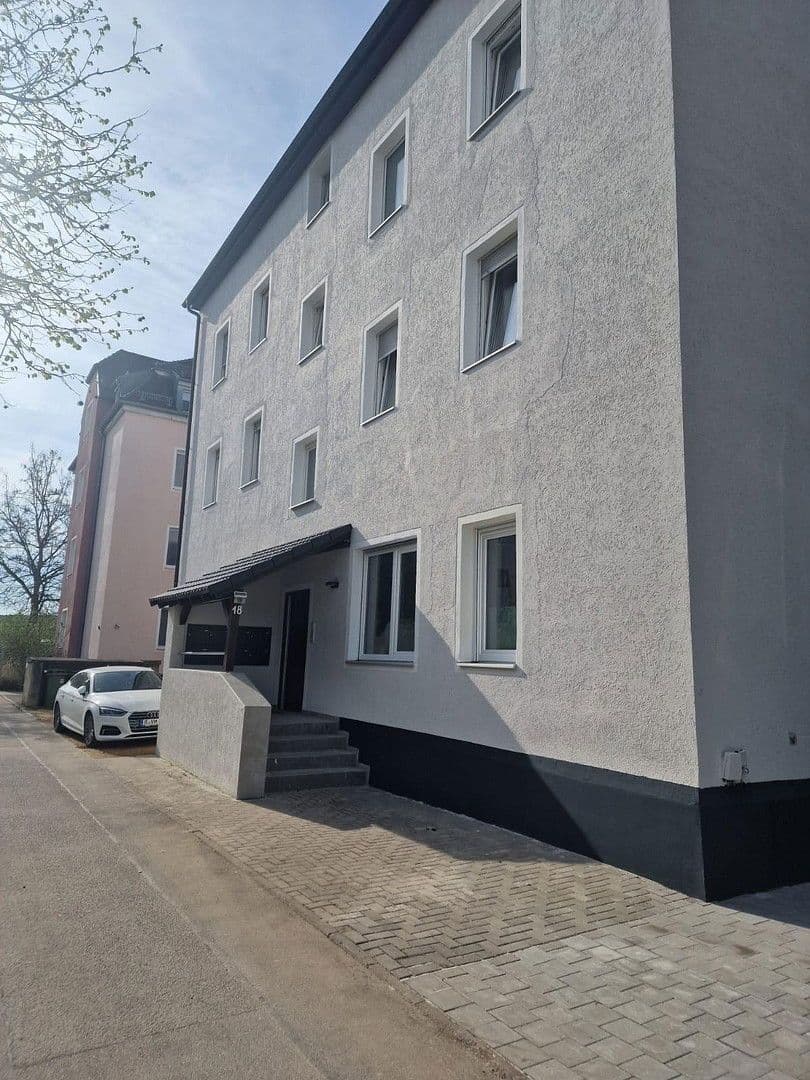 Prenájom bytu 3-izbový 57 m², Regensburg, Bavorsko Prenájom bytu 3-izbový 57 m², Regensburg, Bavorsko
