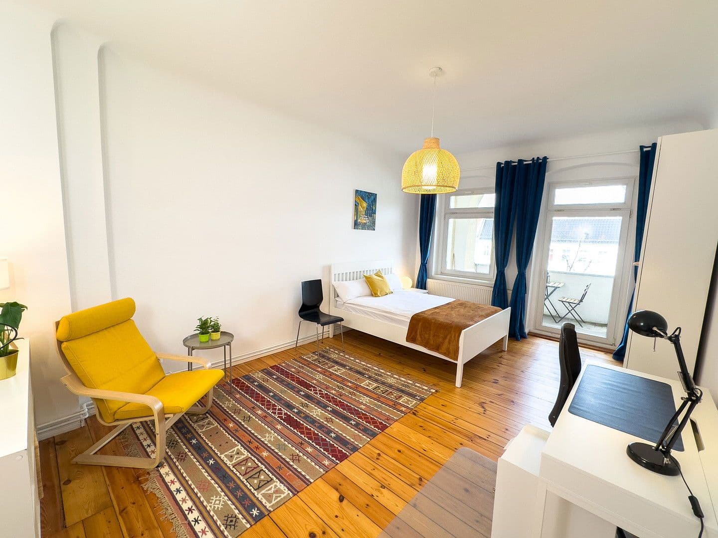 Prenájom bytu 2-izbový 65 m², Berlin, Berlín Prenájom bytu 2-izbový 65 m², Berlin, Berlín