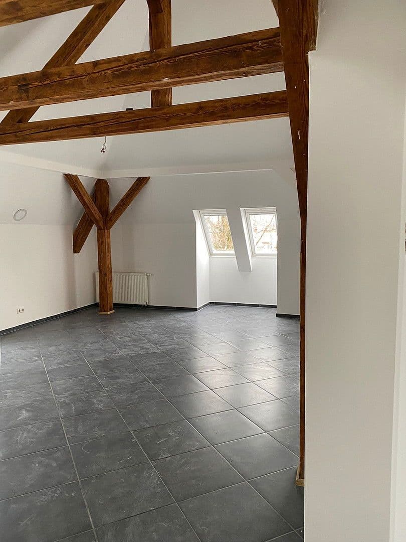 Prenájom bytu 6-izbový 177 m², Augsburg, Bavorsko Prenájom bytu 6-izbový 177 m², Augsburg, Bavorsko