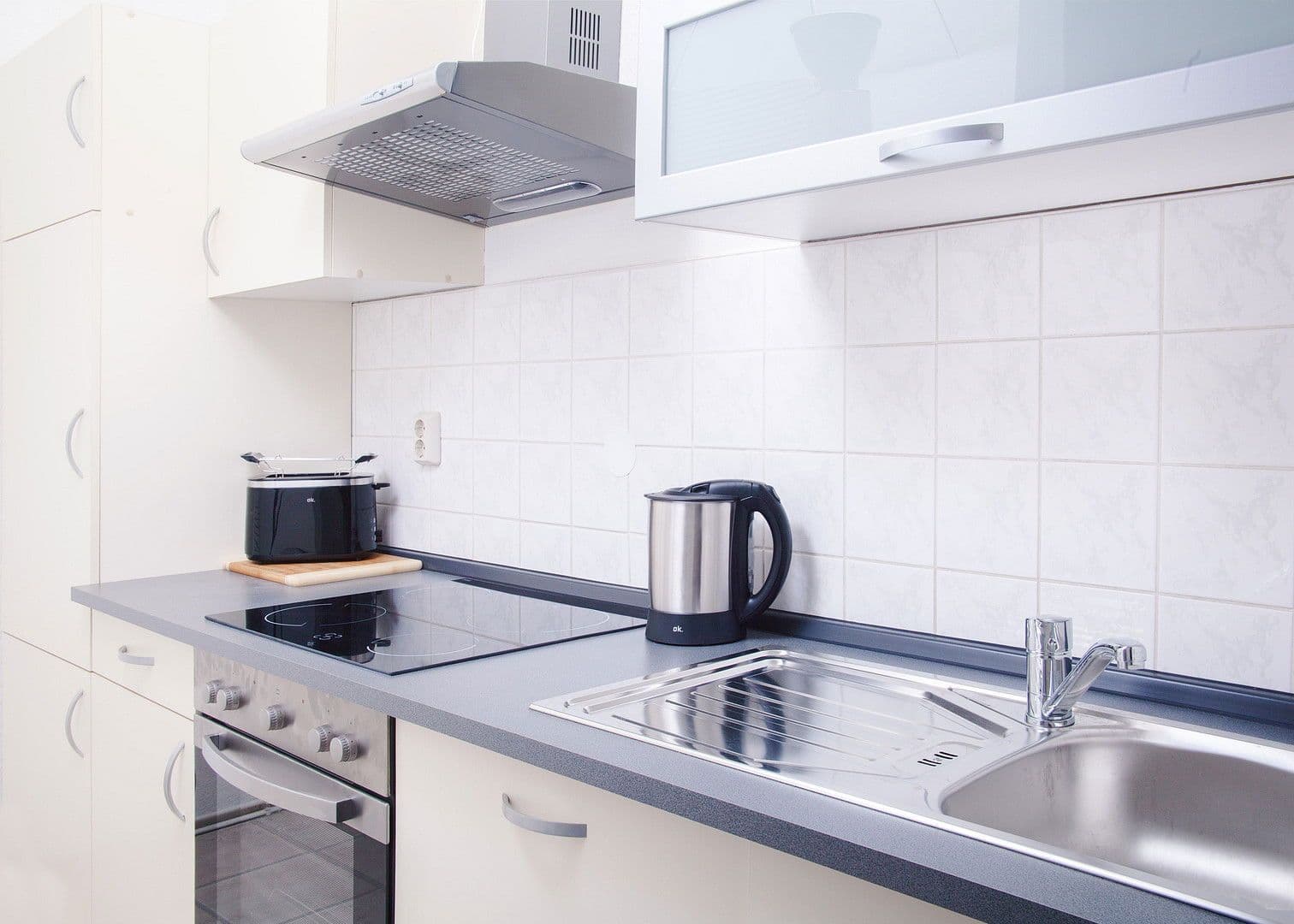 Prenájom bytu 1-izbový 37 m², Berlin, Berlín Prenájom bytu 1-izbový 37 m², Berlin, Berlín